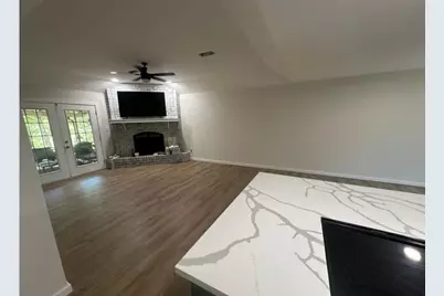 371 Carriage Trail, Conroe, TX 77316 - Photo 6