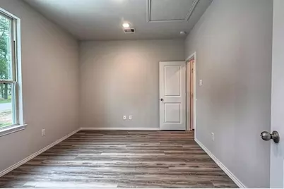 9595 Darkwood Street, Willis, TX 77318 - Photo 8