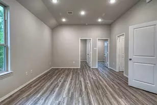 9595 Darkwood St, Willis, TX 77318 - Photo 6