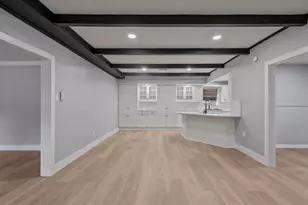 105 N Woodsway St E, Conroe, TX 77301 - Photo 10