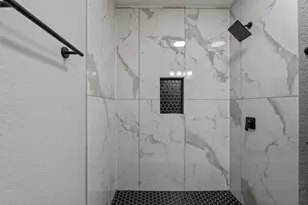 105 N Woodsway St E, Conroe, TX 77301 - Photo 30