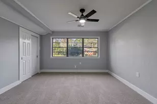 105 N Woodsway St E, Conroe, TX 77301 - Photo 20