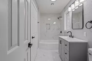 105 N Woodsway St E, Conroe, TX 77301 - Photo 24