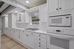 105 N Woodsway St E, Conroe, TX 77301 - Photo 24