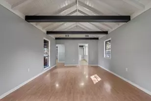 105 N Woodsway St E, Conroe, TX 77301 - Photo 8