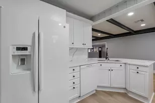 105 N Woodsway St E, Conroe, TX 77301 - Photo 16