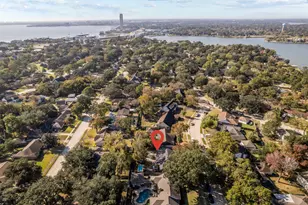 326 Bayou View Dr, Seabrook, TX 77586 - Photo 36