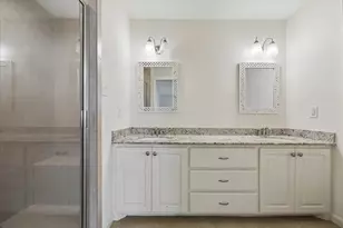4310 Tonawanda Dr, Houston, TX 77035 - Photo 18