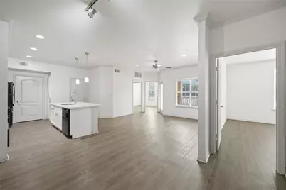 11925 Jones Road #2106, Houston, TX 77070 - Photo 8