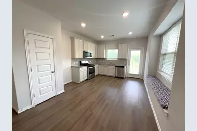 7118 Fannin Street, Pearland, TX 77584 - Photo 6