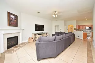 907 Garden Land Ct, Houston, TX 77073 - Photo 4