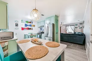 728 7th St, Galveston, TX 77550 - Photo 14