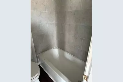 8722 Maplecrest Drive, Houston, TX 77099 - Photo 8