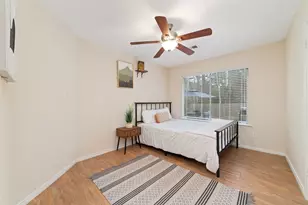 36 N Rain Forest Ct, The Woodlands, TX 77380 - Photo 20