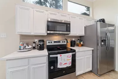 36 N Rain Forest Court, The Woodlands, TX 77380 - Photo 12
