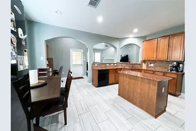 7915 Corrian Park Circle, Houston, TX 77040 - Photo 12