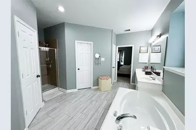 7915 Corrian Park Circle, Houston, TX 77040 - Photo 18