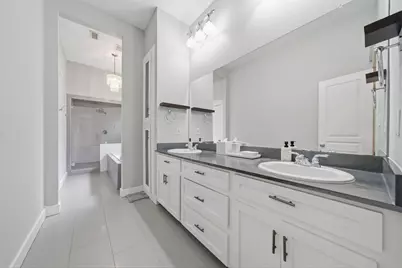 509 W 22nd Street, Houston, TX 77008 - Photo 12