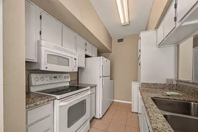 2626 Holly Hall Street #1211, Houston, TX 77054 - Photo 16