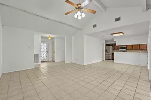 3109 Founders Green Cir, Pearland, TX 77581 - Photo 6