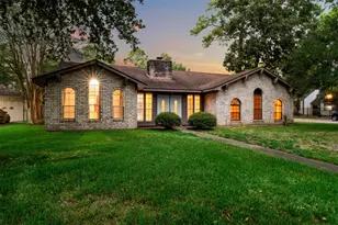 2931 Big Springs Dr, Humble, TX 77339 - Photo 2