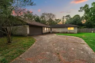 2931 Big Springs Dr, Humble, TX 77339 - Photo 4