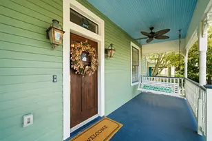 1001 Avenue K, Galveston, TX 77550 - Photo 2