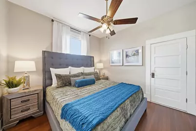 1001 Avenue K, Galveston, TX 77550 - Photo 16