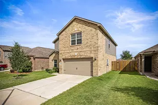 11034 Hillside Creek Dr, Humble, TX 77396 - Photo 2