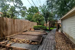 12314 Normont Dr, Houston, TX 77070 - Photo 46