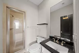 6514 Minola St, Houston, TX 77007 - Photo 30