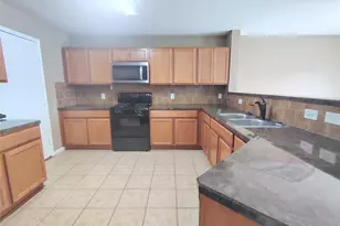 1206 Larks Trace Ln, Houston, TX 77090 - Photo 8