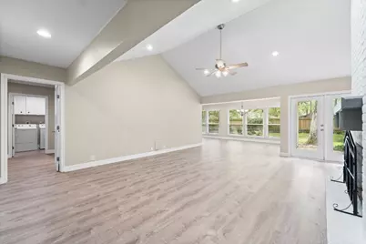 2007 Longstraw Place, The Woodlands, TX 77380 - Photo 8