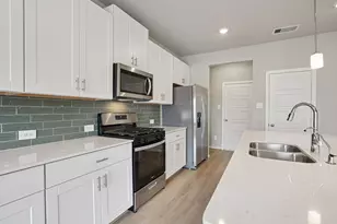 2515 Gray Gale Ct, Baytown, TX 77523 - Photo 12