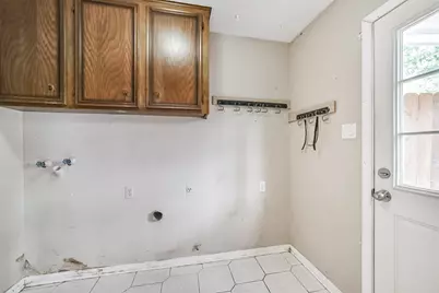 16511 Clearcrest Drive, Houston, TX 77059 - Photo 12