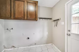 16511 Clearcrest Dr, Houston, TX 77059 - Photo 12