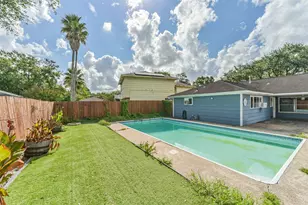 16511 Clearcrest Dr, Houston, TX 77059 - Photo 30