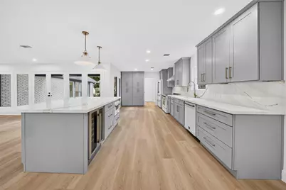 2126 Chimney Rock Road, Houston, TX 77056 - Photo 24
