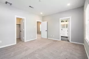 8440 Berry Brush, Houston, TX 77022 - Photo 12