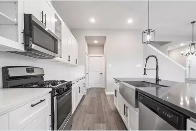 8440 Berry Brush, Houston, TX 77022 - Photo 6