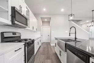 8440 Berry Brush, Houston, TX 77022 - Photo 6