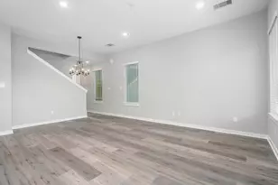 8440 Berry Brush, Houston, TX 77022 - Photo 10