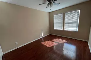 4819 Seaside Sparrow Ln, Baytown, TX 77521 - Photo 16