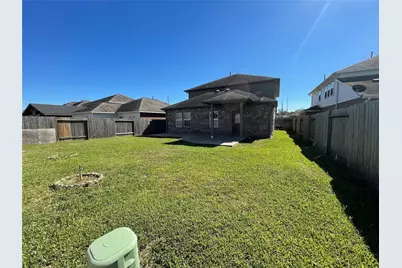 4819 Seaside Sparrow Lane, Baytown, TX 77521 - Photo 32