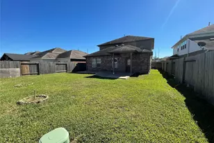 4819 Seaside Sparrow Ln, Baytown, TX 77521 - Photo 32