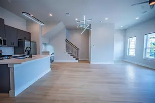 3738 Mainer St, Houston, TX 77021 - Photo 6
