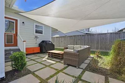 2613 Lorraine Street, Houston, TX 77026 - Photo 18