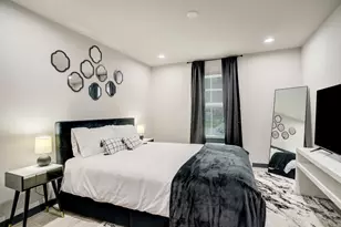 3448 Elgin St, Houston, TX 77004 - Photo 4