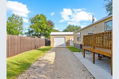 3225 Bucks Bayou Road, Bay City, TX 77414 - Photo 22