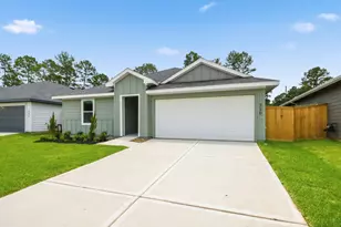 220 Golden Eagle Blvd, New Waverly, TX 77358 - Photo 2